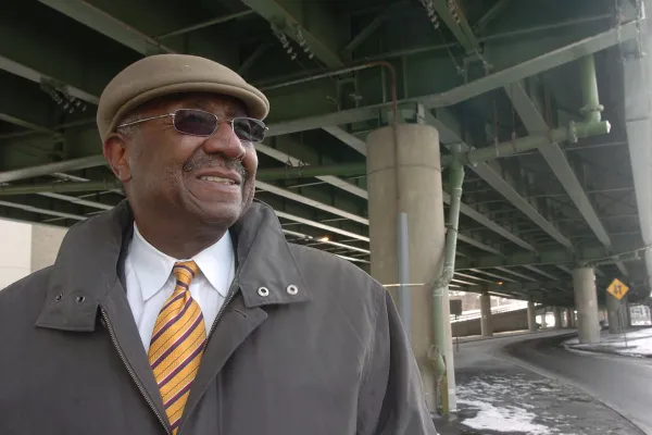 Image of Van Robinson